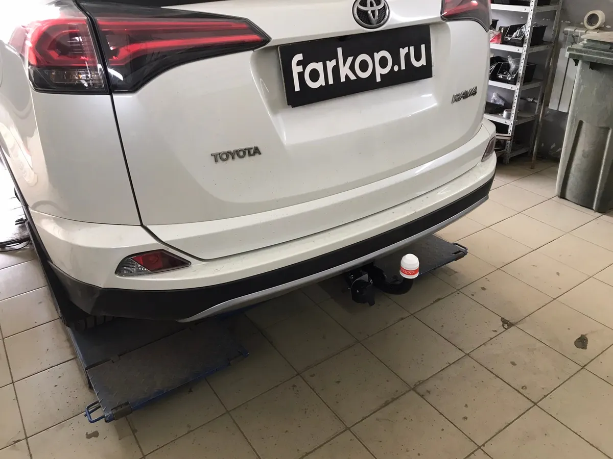 Фаркоп Трейлер для Toyota RAV4 2013-2019 Арт. 7833 7833 в Саратов Фаркоп Трейлер для Toyota RAV4 2013-2019 Арт. 7833 7833 в Саратов