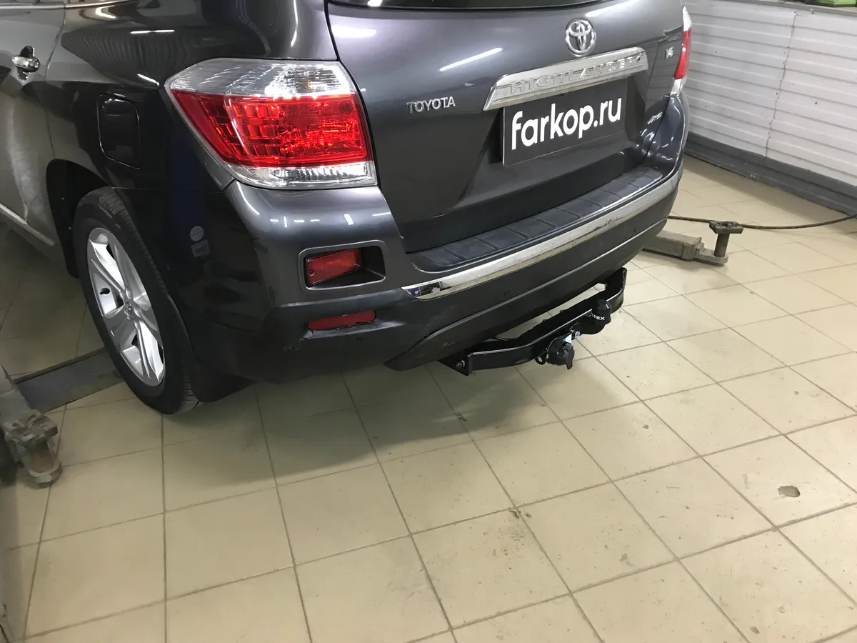 Фаркоп Baltex для Toyota Highlander 2010-2013 Арт. 24195821 24195821 в Саратов
