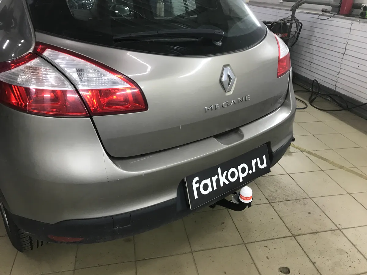 Фаркоп Трейлер для Renault Megane (5дв. хэтчбек ) 2008-2016 Арт. 9050 9050 в Саратов Фаркоп Трейлер для Renault Megane (5дв. хэтчбек ) 2008-2016 Арт. 9050 9050 в Саратов