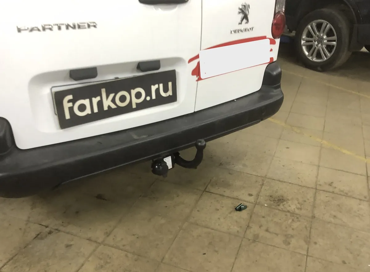 Фаркоп Steinhof для Peugeot Partner 2008-, (L2) C-015 в Саратов