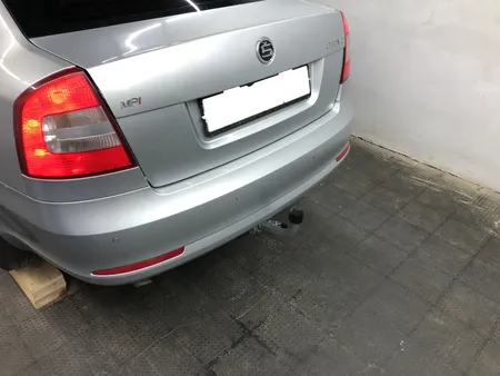 Фаркоп Galia для Skoda Octavia (лифтбек, универсал, вкл. Scout) 2005-2013 S086C в Саратов