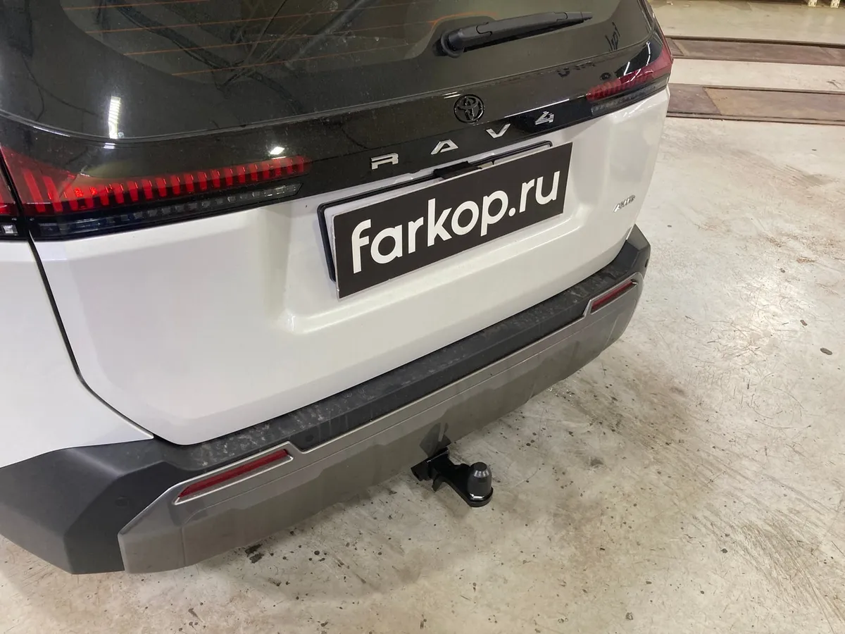 Фаркоп Berg для Toyota RAV4 2025- F.5717.002 в Саратов