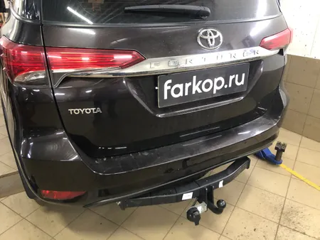 Фаркоп Трейлер для Toyota Fortuner 2017- Арт. 7870 7870 в Саратов