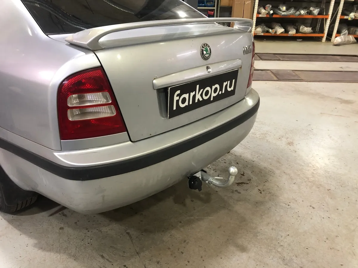 Фаркоп Лидер Плюс для Skoda Octavia Tour (лифтбек) 1996-2011 S104-BA в Саратов