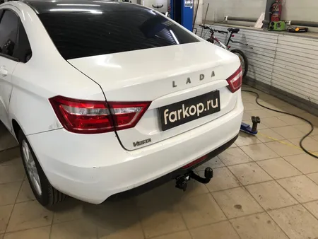 Фаркоп Berg для Lada Vesta (вкл. Cross) 2015-2022 Арт. F.6012.003 F.6012.003 в Саратов