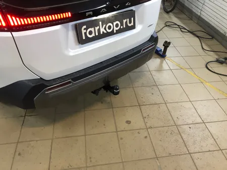 Фаркоп TowRus для Toyota RAV4 2025- 229420 в Саратов