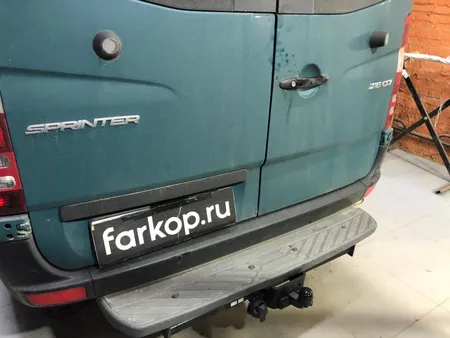 Фаркоп Steinhof для Mercedes Sprinter 2006-2018, (для а/м со ступенькой, кроме самой короткой базы) V-033 в Саратов