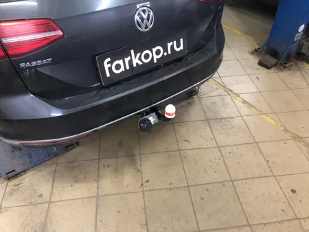 Фаркоп Трейлер для Volksvagen Passat 2014-2023 9712 в Саратов